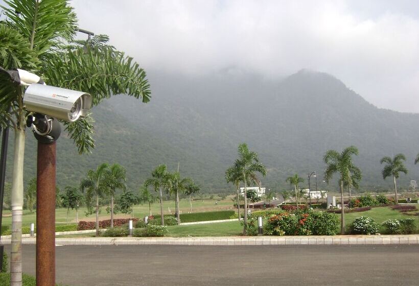 Hotel Bahri Beautiful Country