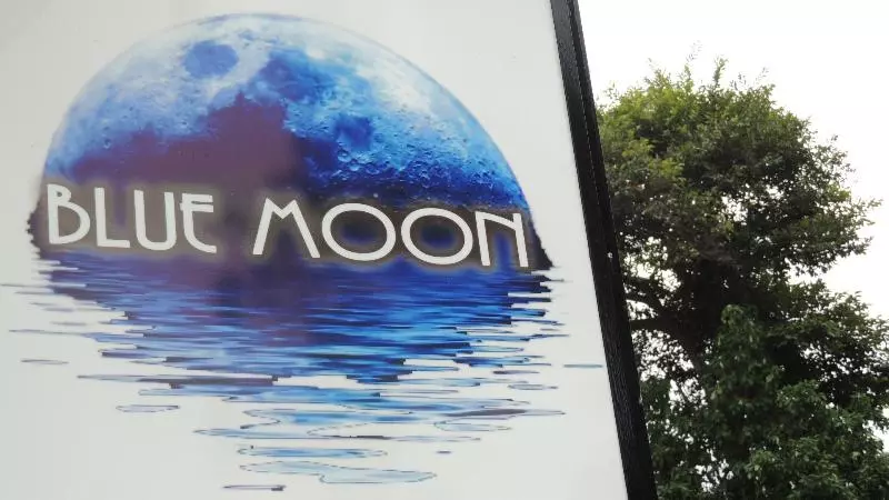 هتل Blue Moon Samed