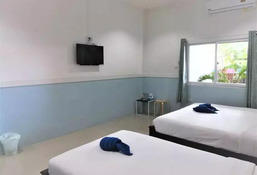 هتل Blue Moon Samed