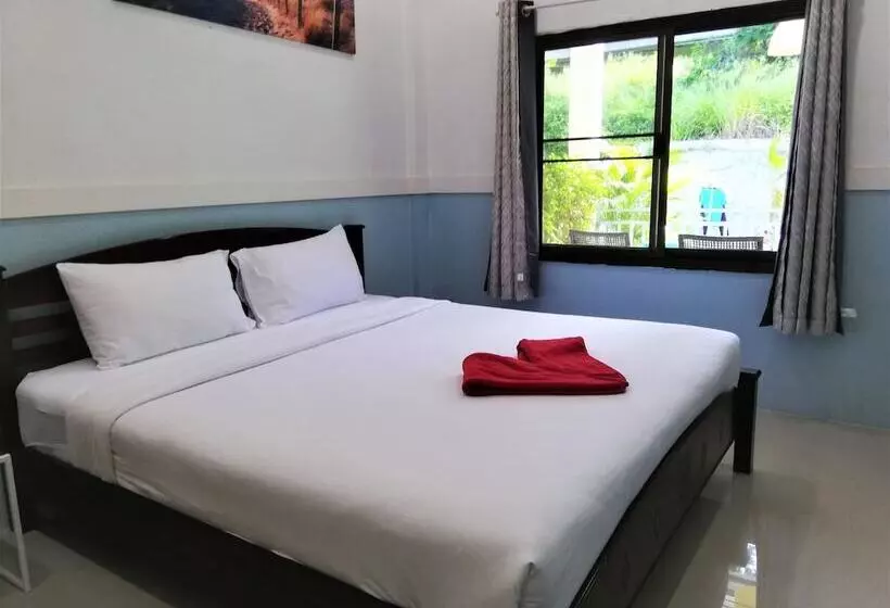 هتل Blue Moon Samed