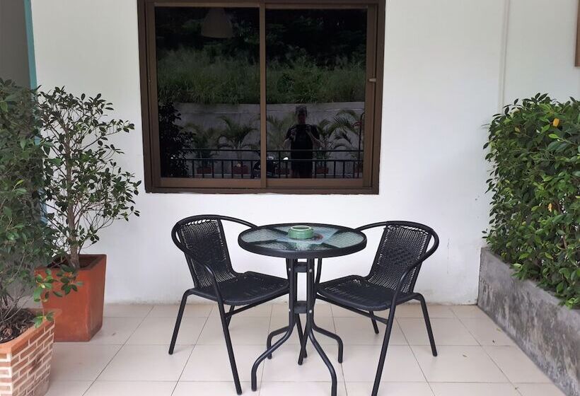 בית מלון כפרי Blue Moon Samed