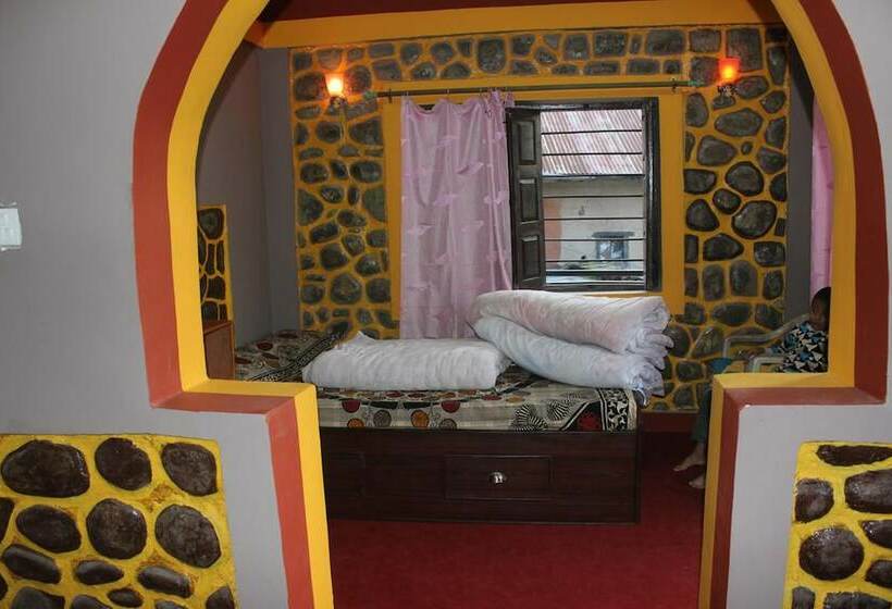 هتل Buddha Shanti Lodge Backpackers Paradise