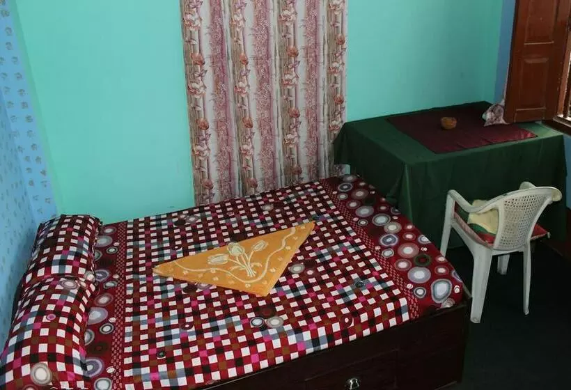 هتل Buddha Shanti Lodge Backpackers Paradise