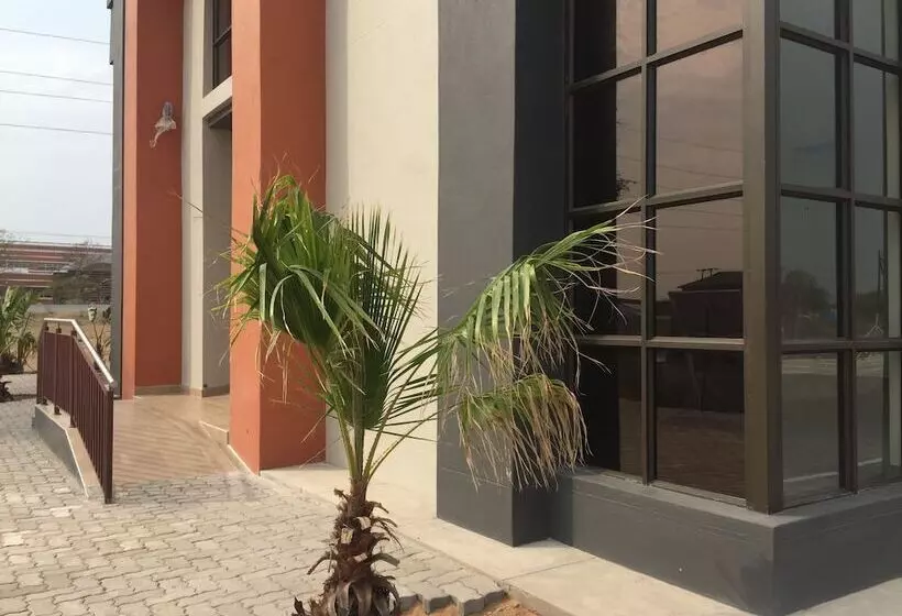هتل Cycad Palm