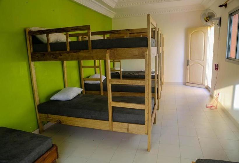 هتل Dakar International House