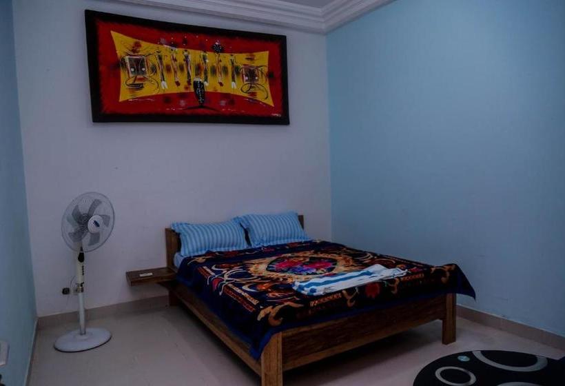 هتل Dakar International House