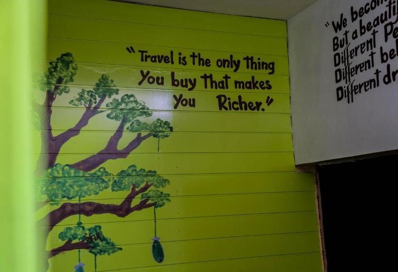 هتل Dakar International House