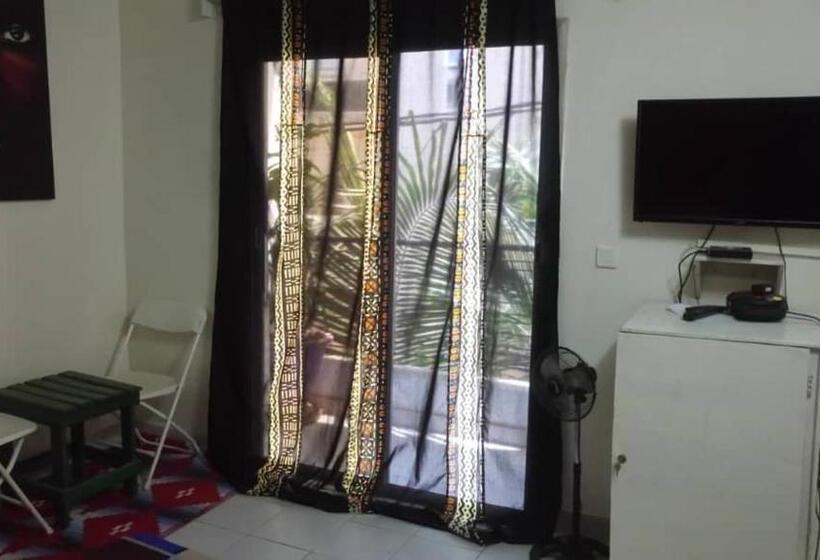 هتل Dakar International House