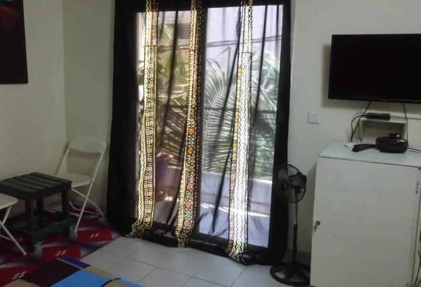 هتل Dakar International House