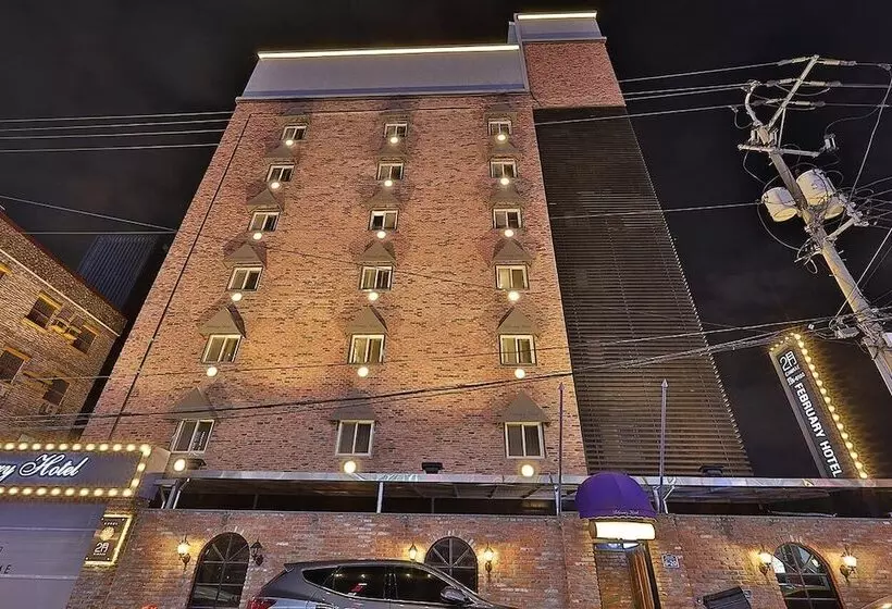 February Hotel Gimhae