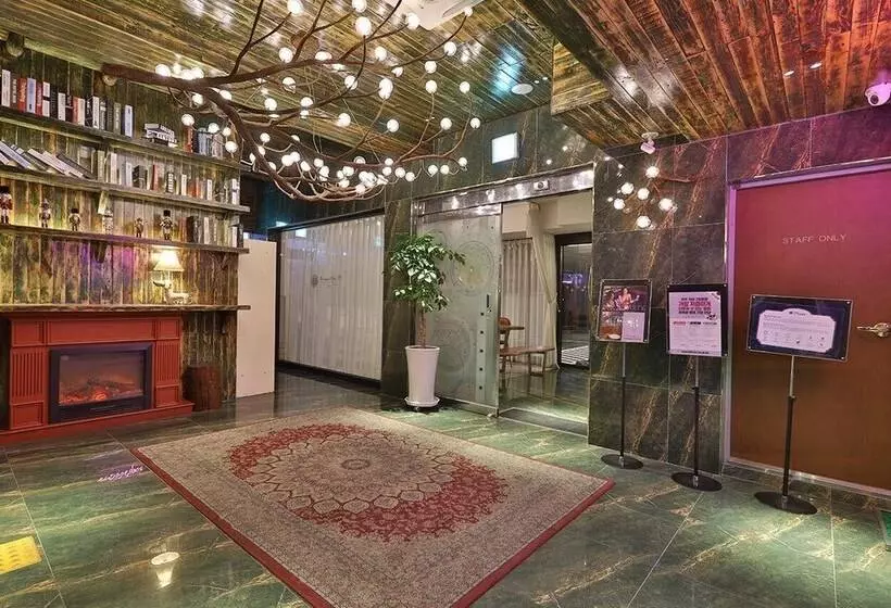 February Hotel Gimhae