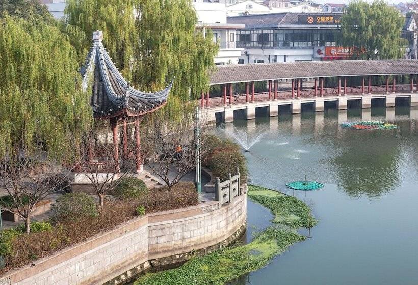 Floral Hotel Deqing Yingxi Riverside