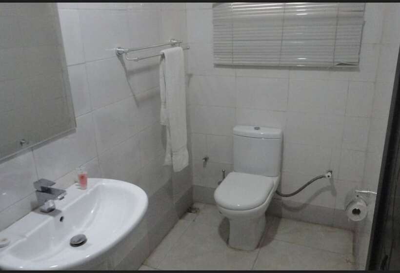 هتل Mitros Residences