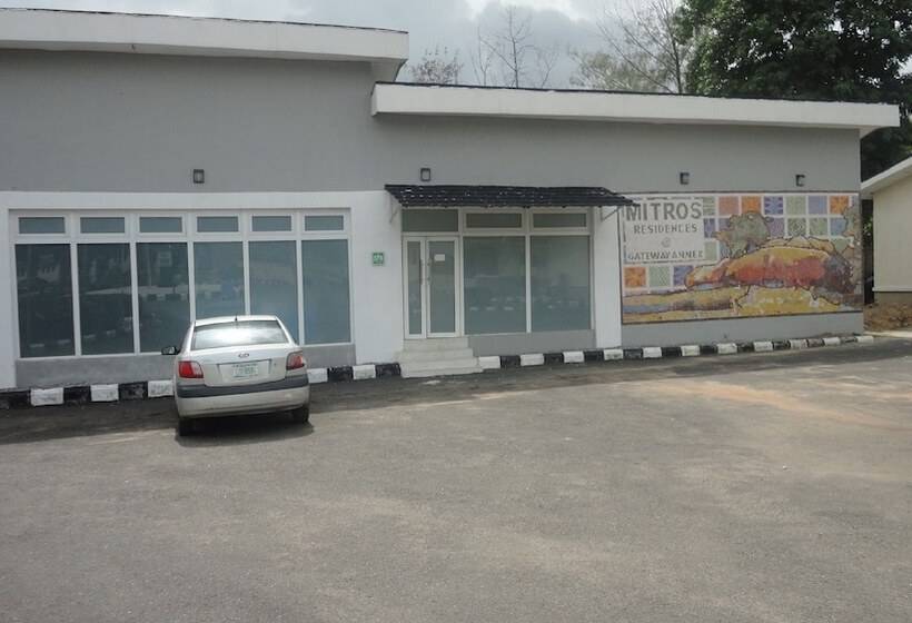 هتل Mitros Residences