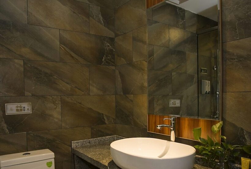 Hotel Qjia West Street