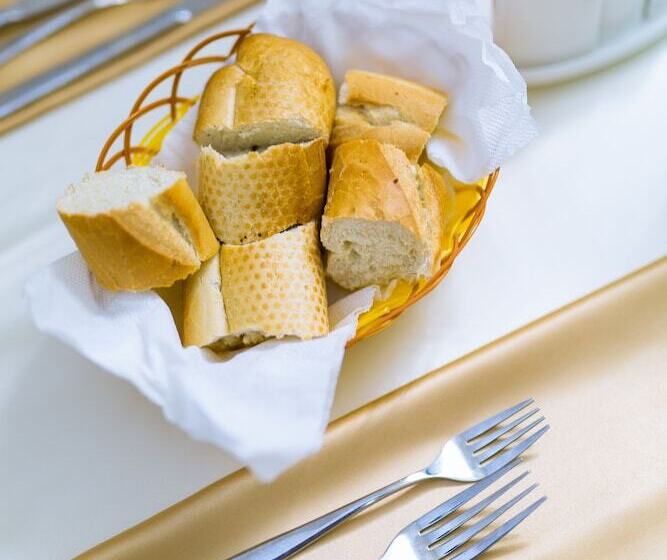 هتل Residence Feto Iii