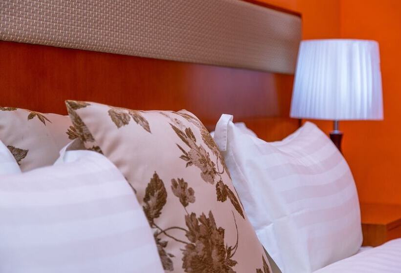 هتل Residence Feto Iii