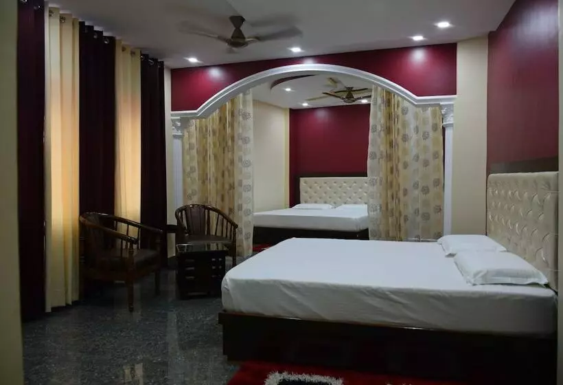 Hotelli Sky Blue And Restaurant