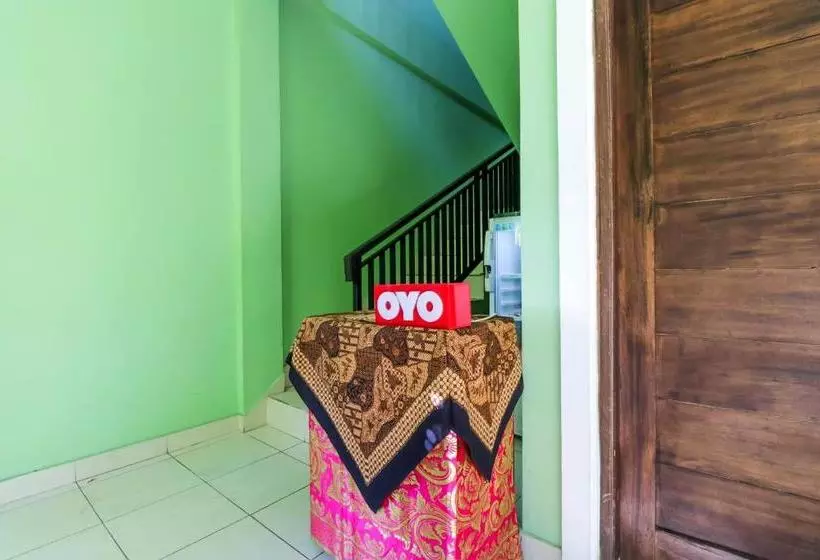 تختخواب و صبحانه Purnama House Tuban