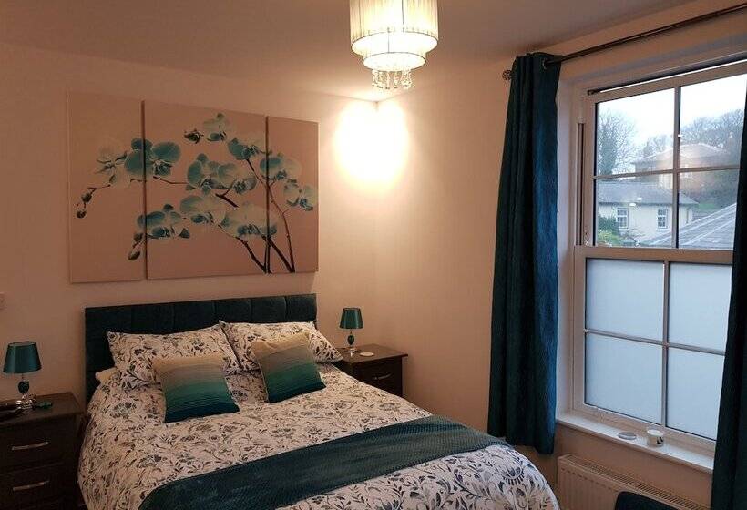 مبيت وإفطار Saracens House