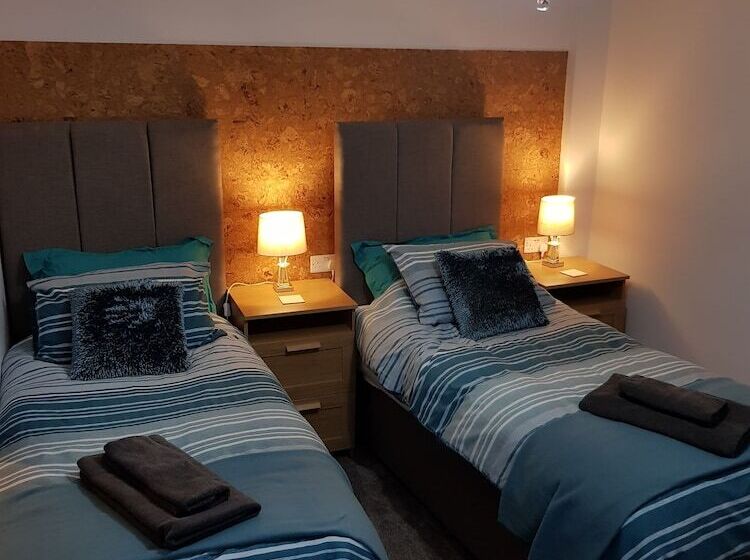 مبيت وإفطار Saracens House