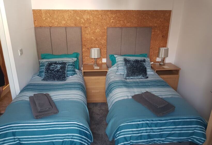 مبيت وإفطار Saracens House