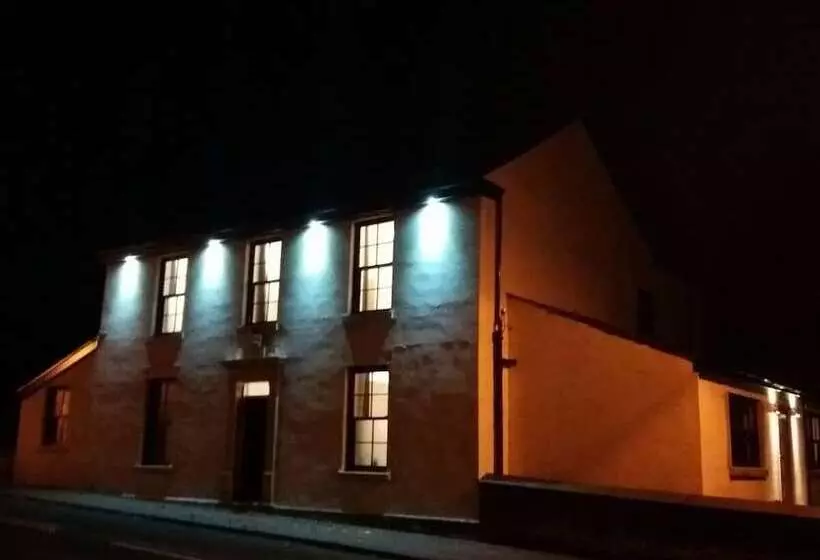 Aamiaismajoitus (B&B) Saracens House