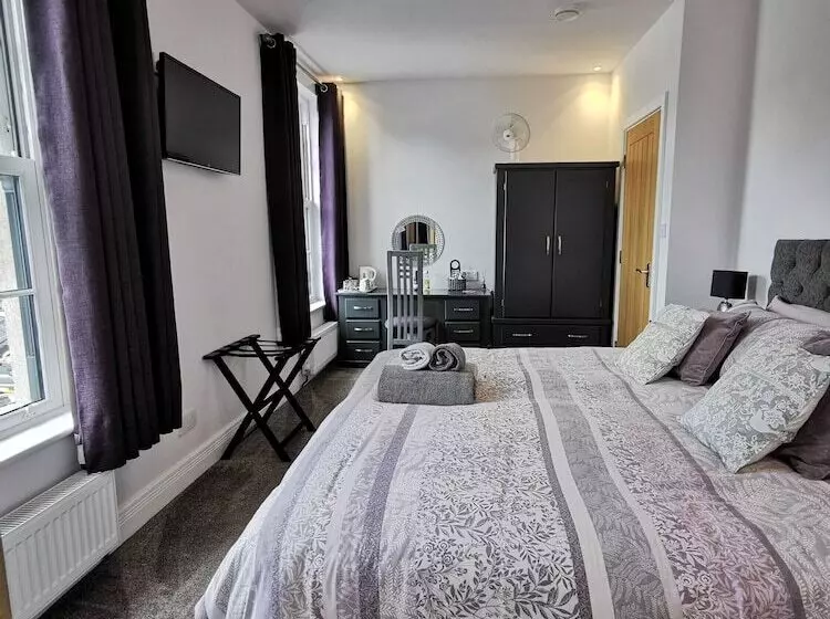 Aamiaismajoitus (B&B) Saracens House