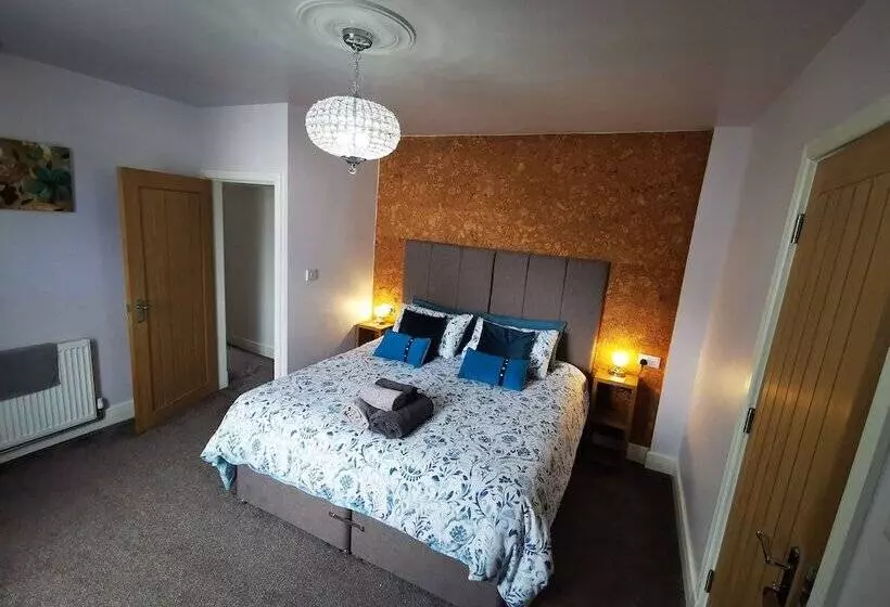 Aamiaismajoitus (B&B) Saracens House