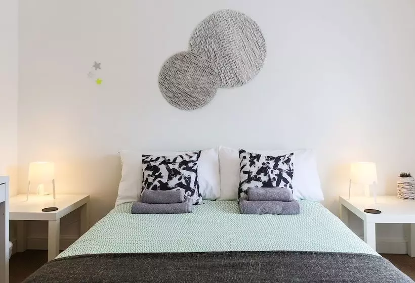 Hostal 4 Degrees West