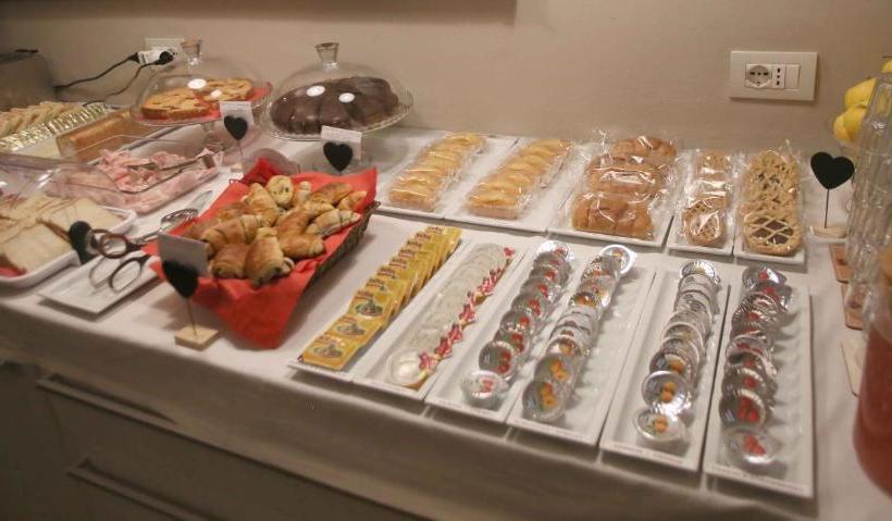 פונדק Linate Residence