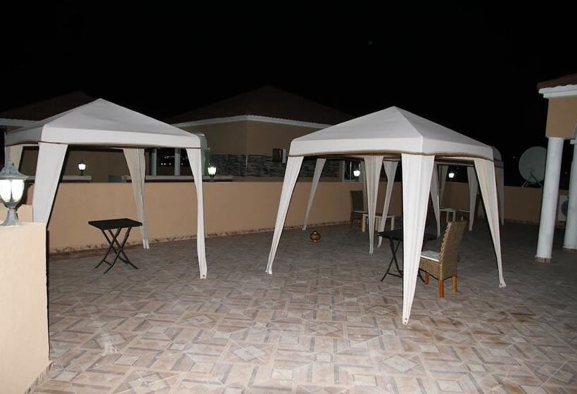 مسافرخانه Oceania Appart Hôtel