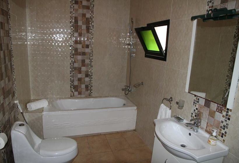 مسافرخانه Oceania Appart Hôtel