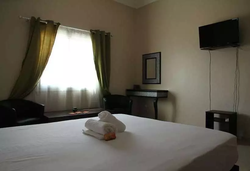 مسافرخانه Oceania Appart Hôtel