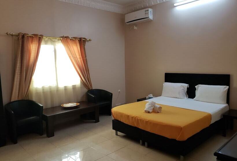 مسافرخانه Oceania Appart Hôtel