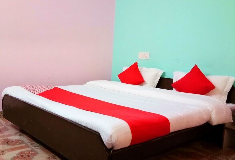 فندق Capital O 14349  Hmg