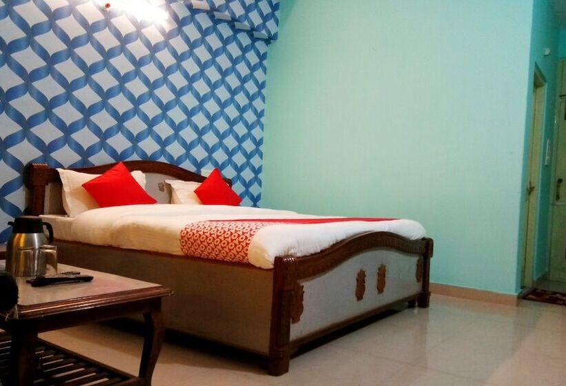 فندق Capital O 14349  Hmg