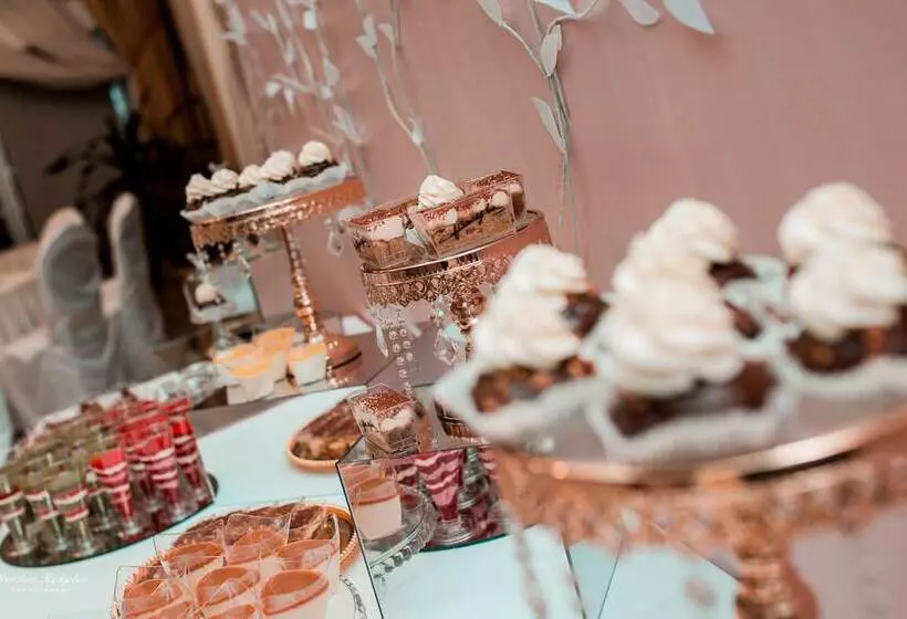 هتل Caspian Riviera Grand Palace