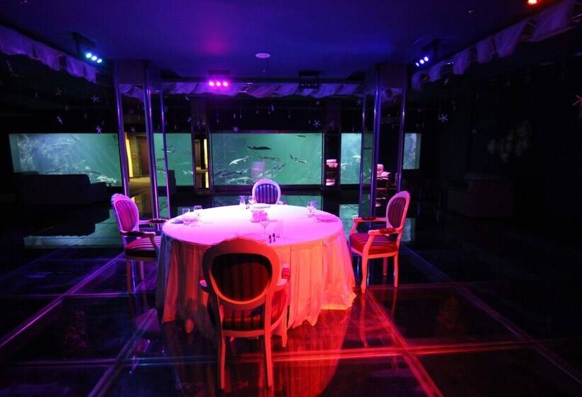 هتل Caspian Riviera Grand Palace