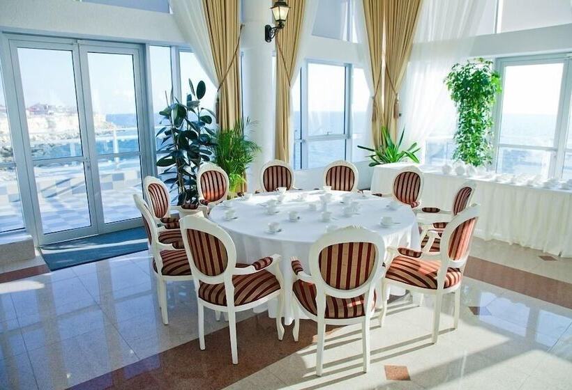 هتل Caspian Riviera Grand Palace