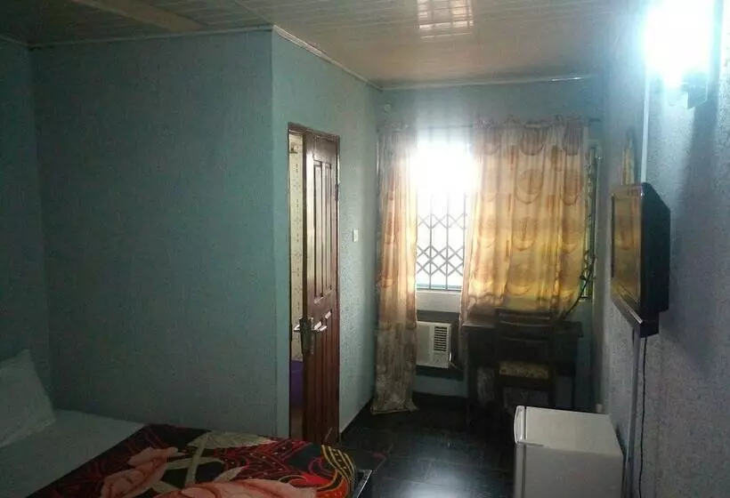 هتل Dam Syl Suites
