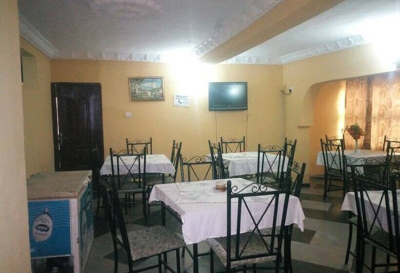 هتل Dam Syl Suites