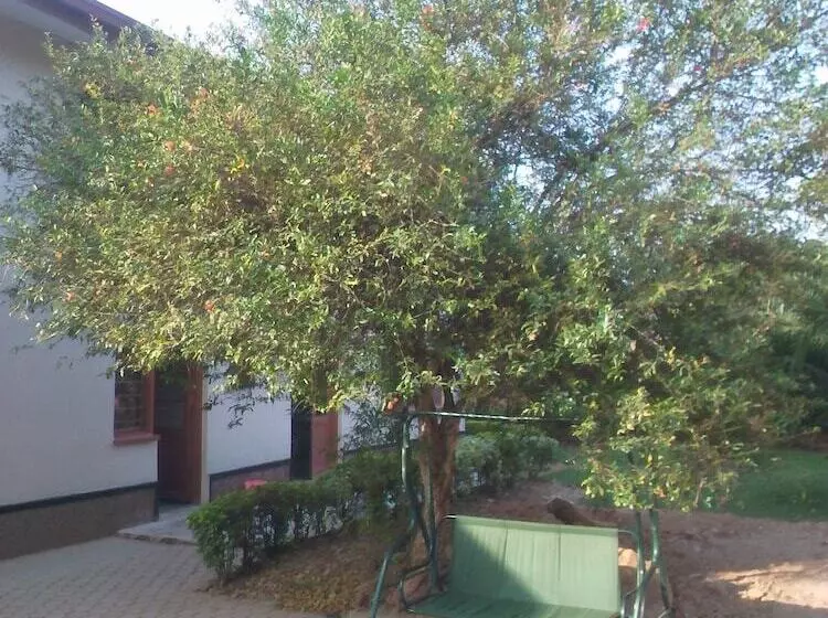 هتل Greenpage Garden Suites