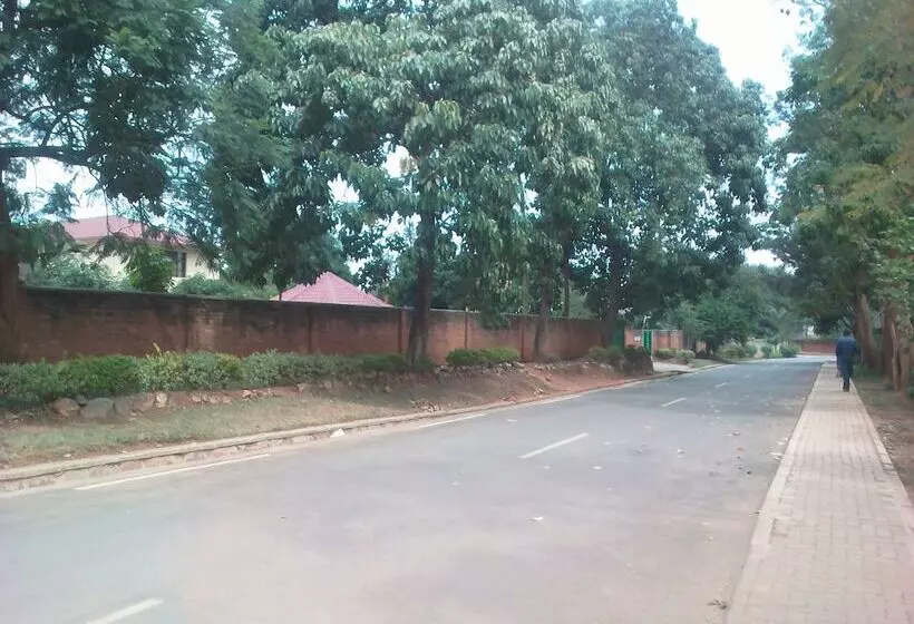 هتل Greenpage Garden Suites