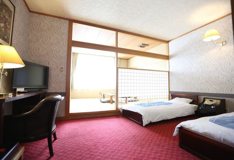 בית מלון כפרי Japanese Inn Iwaso