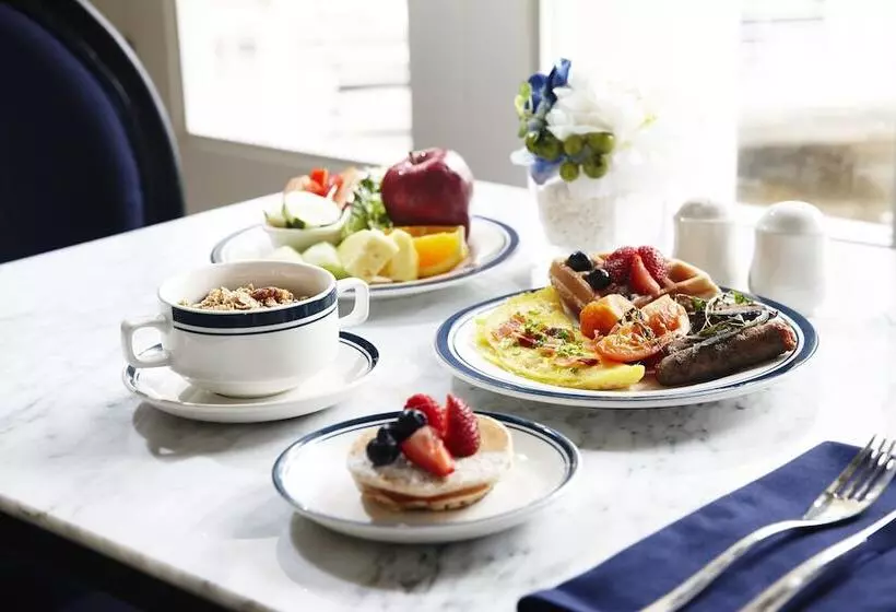 Kensington Hotel Saipan