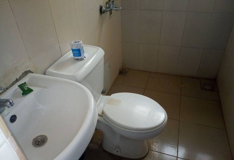 Modroy Hotel And Suites