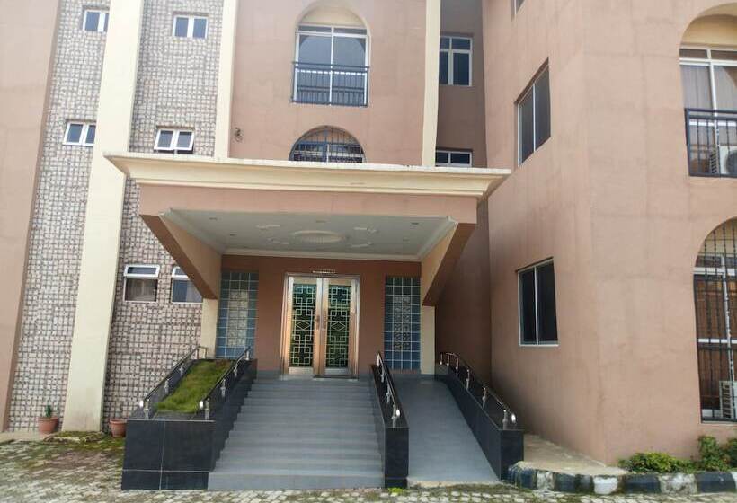 Modroy Hotel And Suites