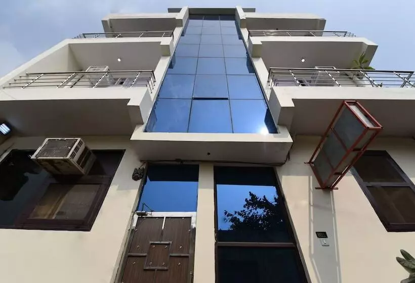 ホテル Oyo 18390 Shiv Shakti Guest House