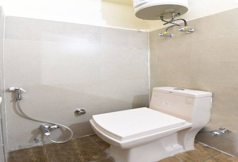 Hotel Oyo 18390 Shiv Shakti Guest House